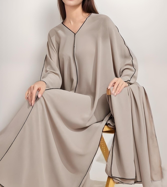 Abaya et son châle en crêpe